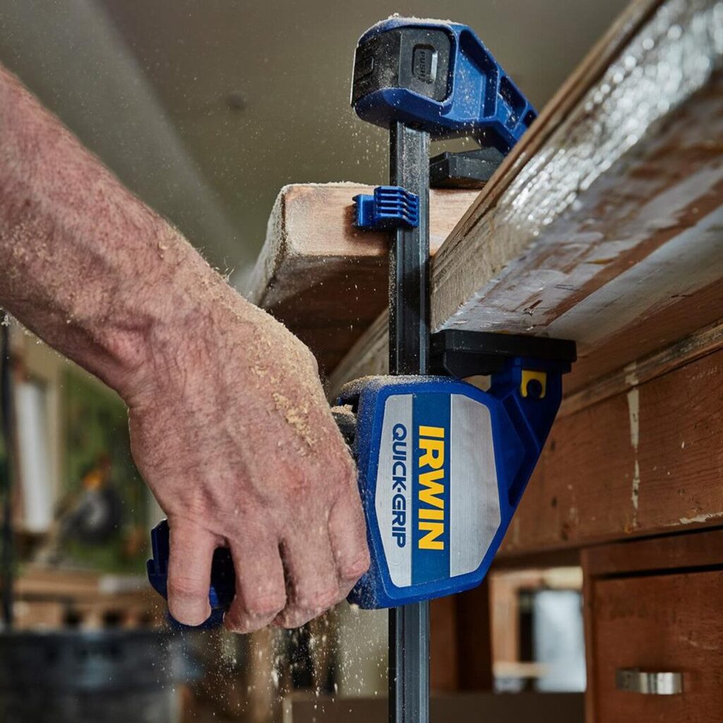 IRWIN Quick-Grip Heavy Duty 600 lbs – Best One-Handed Clamp for Fast, Repetitive Use